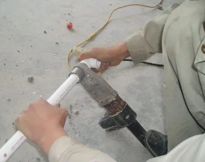 屏边漏水维修电话